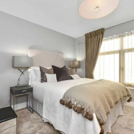 Image 6 - 10 Elm Tree Road, London, NW8 9JX, United Kingdom - Apartment for rent