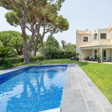 Buy this 4 bed house on Vilamoura
