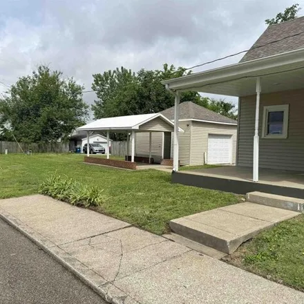 Image 3 - 623 South 4th Street, Boonville, IN 47601, USA - House for sale