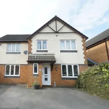 Buy this 5 bed house on Rotherhead Close in Blackrod, BL6 5UG
