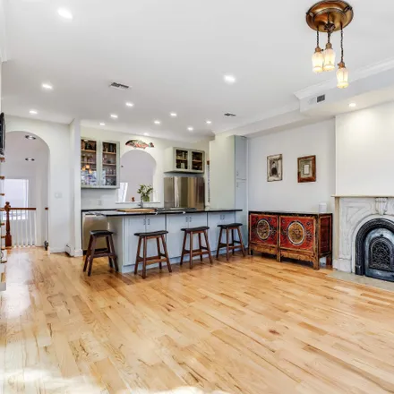 Image 3 - 290 9th Street, Jersey City, NJ 07302, USA - Townhouse for sale