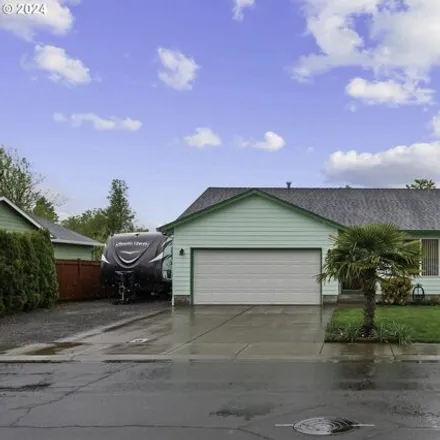 Buy this 3 bed house on 535 Hobson Street in Stayton, OR 97383