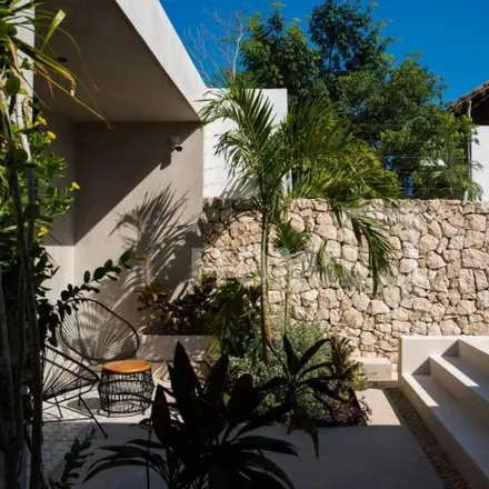 Rent this 4 bed house on 8 Sur in 77765 Tulum, ROO
