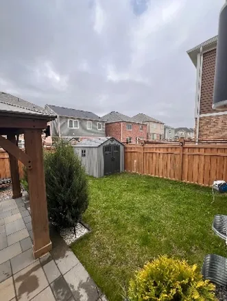 Image 5 - Grovehill Crescent, Kitchener, ON N2R 0G3, Canada - Room for rent