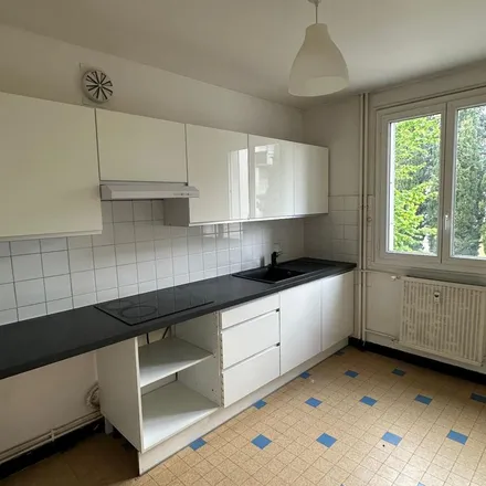 Rent this 3 bed apartment on 527 Route du Peyrou in 07200 Vesseaux, France