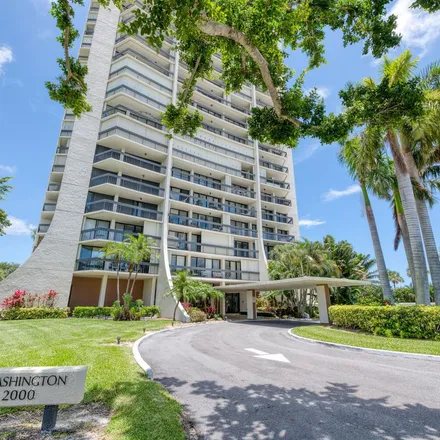 Rent this 1 bed apartment on Banyan Cay in 2nd Court, West Palm Beach