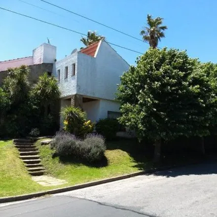 Buy this 4 bed house on Lamadrid 3902 in Divino Rostro, Mar del Plata