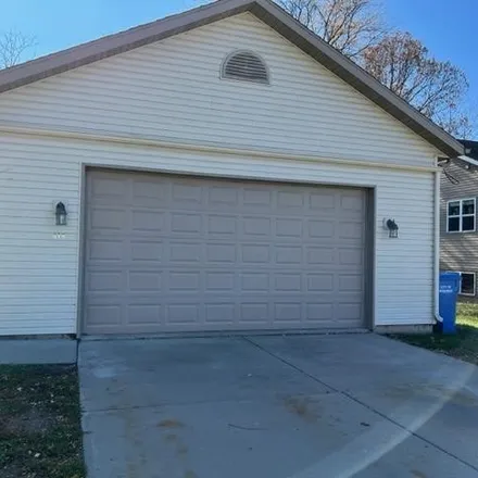 Buy this 3 bed house on 415 14th Avenue in Baraboo, WI 53913