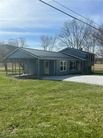 Image 5 - 3976 Peters Creek Road, Cassell, Guernsey County, OH 43725, USA - House for sale