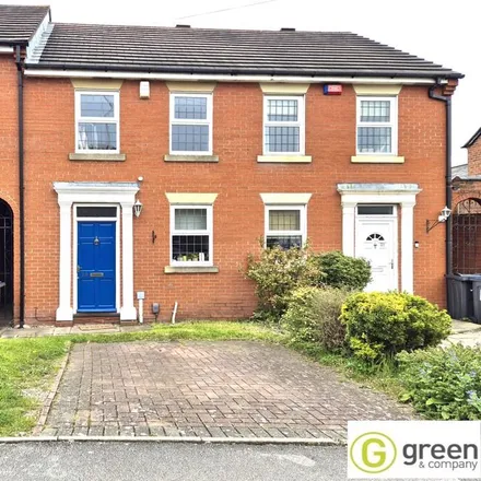 Rent this 2 bed townhouse on While Road in Boldmere, B72 1RH