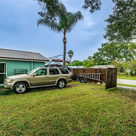 Image 9 - 11900 Valencia Court, Pinellas County, FL 33772, USA - House for sale