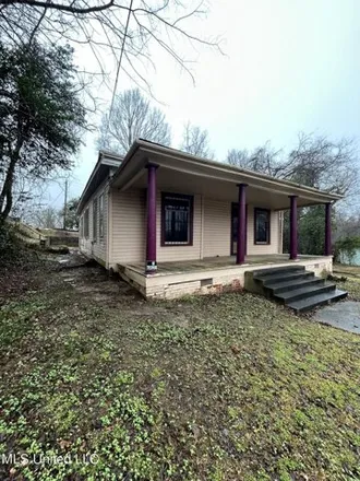 Buy this 3 bed house on 704 East Broadway Street in Yazoo City, MS 39194