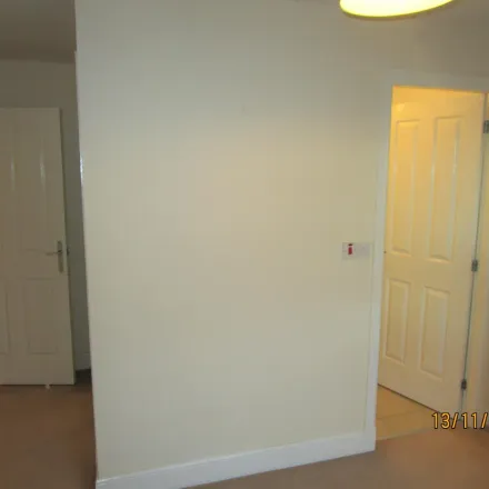 Image 6 - Parklands Oval, Leverndale, Glasgow, G53 7WP, United Kingdom - Apartment for rent