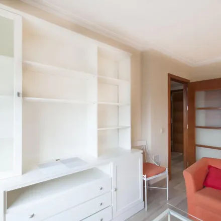 Image 4 - Paseo de Juan XXIII, 28040 Madrid, Spain - Apartment for rent