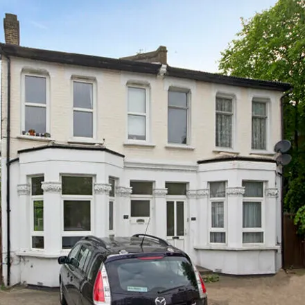 Image 3 - 448 Merton Road, London, SW18 5LA, United Kingdom - Apartment for rent