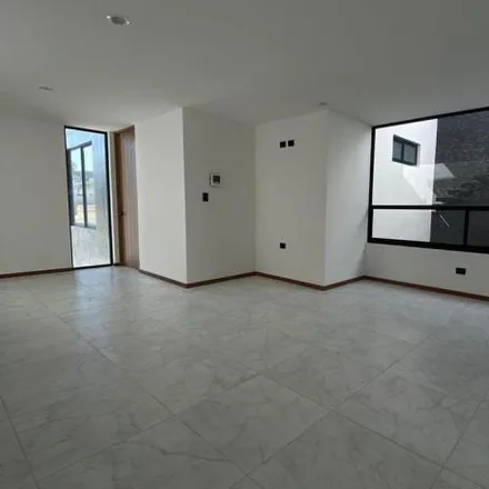 Buy this 3 bed house on EETUM (Escuela Estatal de Técnicos en Urgencias Médicas) in Calle Aldama, 28000 Colima City