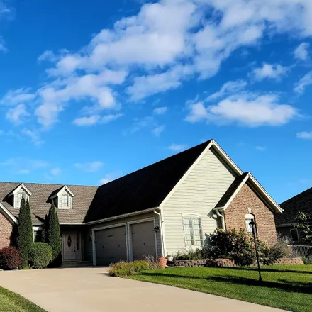 Buy this 3 bed house on 10183 51st Court in Pleasant Prairie, WI 53158