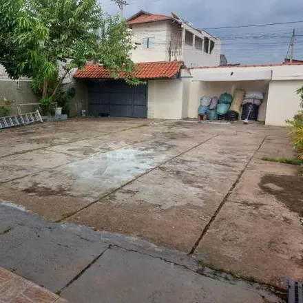 Buy this 2 bed house on Rua Júlio Patelli in Vila São João, Itupeva - SP