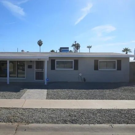Rent this 3 bed house on 3813 West Meadowbrook Avenue in Phoenix, AZ 85019
