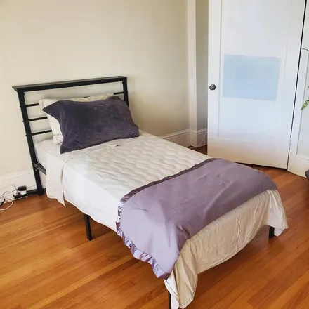 Rent this 1 bed room on 855 Pine Street in San Francisco, CA 94108