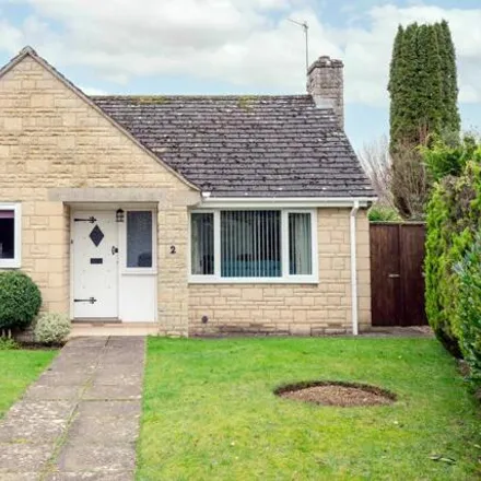 Buy this 3 bed duplex on The Gorse in Bourton-on-the-Water, GL54 2EJ