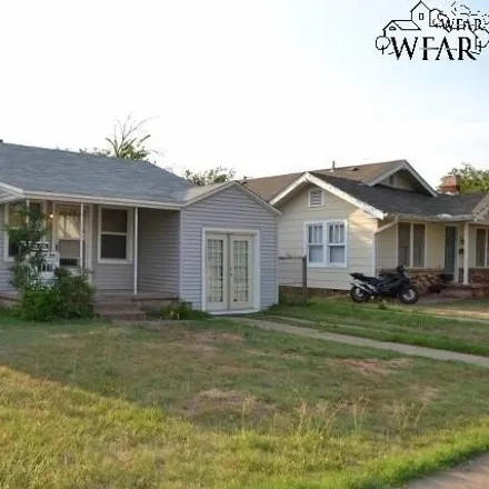 Rent this 2 bed house on 3139 Avenue K in Wichita Falls, TX 76309