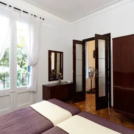 Rent this 3 bed apartment on 08013 Barcelona
