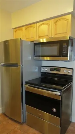 Image 4 - 1505 Rosewood St Apt A, Houston, Texas, 77004 - House for rent