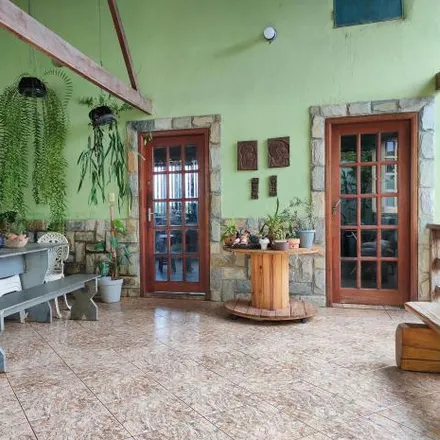 Rent this 3 bed house on Rua Antônio Miguel Cerqueira Neto in Residência Porto Seguro, Ribeirão das Neves - MG