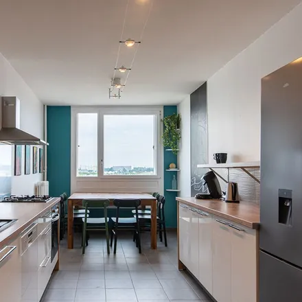 Rent this 6 bed apartment on 2 Avenue Paul Santy in 69008 Lyon 8e Arrondissement, France