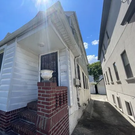 Image 2 - 1150 Schenectady Ave, Brooklyn, New York, 11203 - Duplex for sale