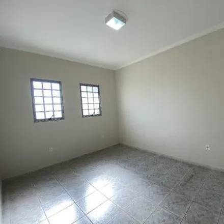 Buy this 3 bed house on Avenida Ângelo Bollis in Araras, Araras - SP