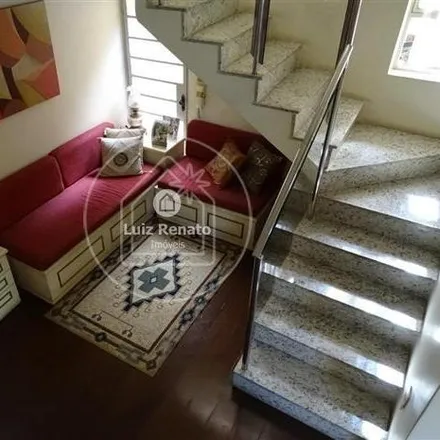 Buy this 4 bed house on Rua Joanésia in Serra, Belo Horizonte - MG