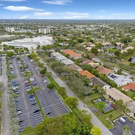 Image 4 - 3001 Northwest 92nd Avenue, Coral Springs, FL 33065, USA - House for sale