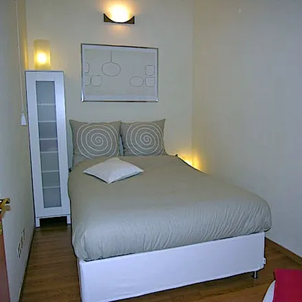 Rent this 3 bed apartment on Torre dei Filipetri in Via dei Leoni, 50122 Florence FI