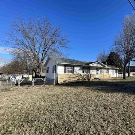 Buy this 3 bed house on 1165 East 9th Street in Mountain Home, AR 72653