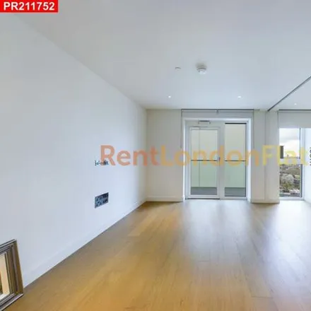 Rent this 1 bed apartment on Centre Stage in Fountain Park Way, London