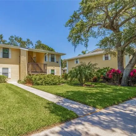 Buy this 3 bed condo on 3001 58th Ave S Apt 1014 in Saint Petersburg, Florida