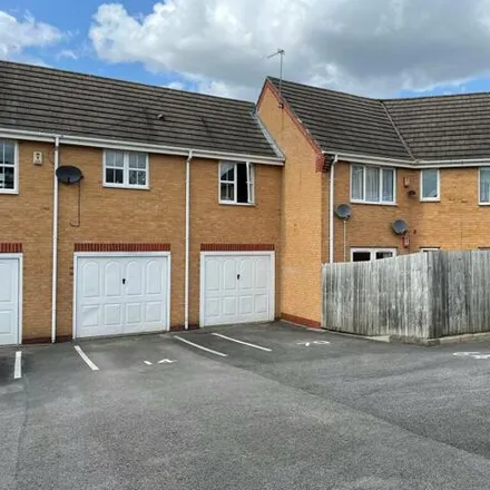 Image 2 - New Barns Avenue, Manchester, United Kingdom - Townhouse for sale