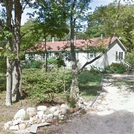 Buy this 3 bed house on 256 Gardiners Lane in Threemile Harbor, Springs
