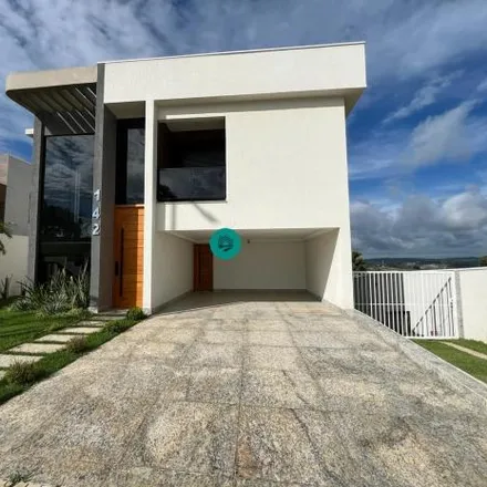 Buy this 5 bed house on Estádio Ilvo Marani in Rua Francisco Lima, Vespasiano - MG