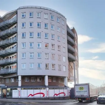 Buy this 1 bed apartment on Alexandra House in Station Road, London