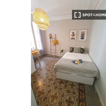Rent this 5 bed room on La latina in Carrer del Rosselló, 08001 Barcelona