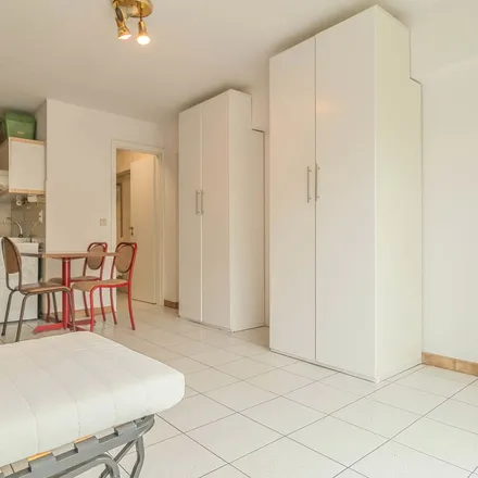 Rent this 1 bed apartment on Mathias Van den Gheynlaan Blok 1 in 3000 Leuven, Belgium