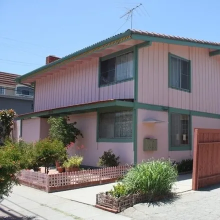 Buy this 4 bed house on 10541 Tabor Street in Los Angeles, CA 90034