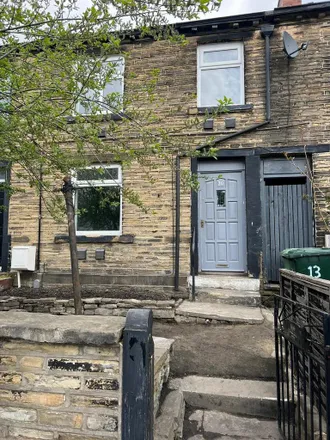 Rent this 2 bed townhouse on 8 Willow Lane in Huddersfield, HD1 6EB