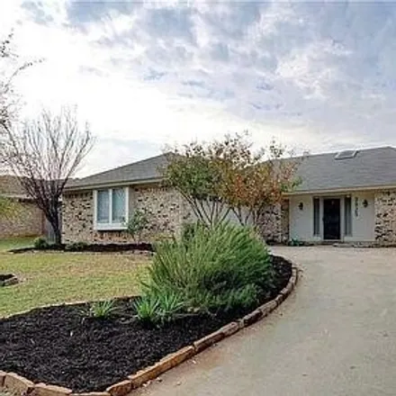 Rent this 3 bed house on 2925 Red Bird Lane in Grapevine, TX 76051