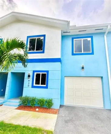 Rent this 3 bed house on 930 Nw 2nd St in Fort Lauderdale, Florida