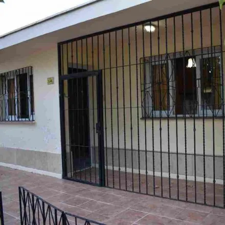 Buy this 4 bed house on Naciones Unidas in 5515 Maipú, Argentina