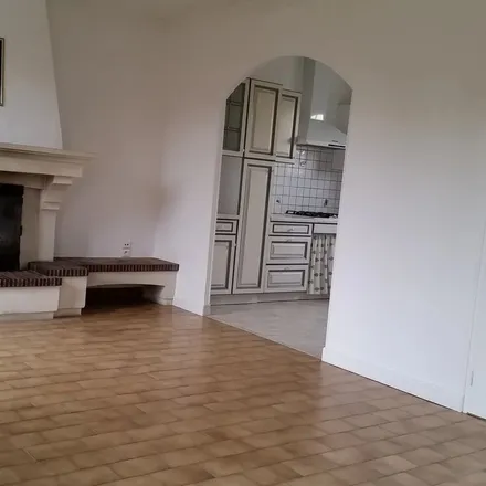 Rent this 4 bed apartment on 9 Avenue Paul Langevin in 17180 Périgny, France